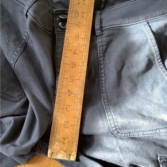 BNWOT dark gray loft,cropped pants size 8 petite - Picture 6 of 12